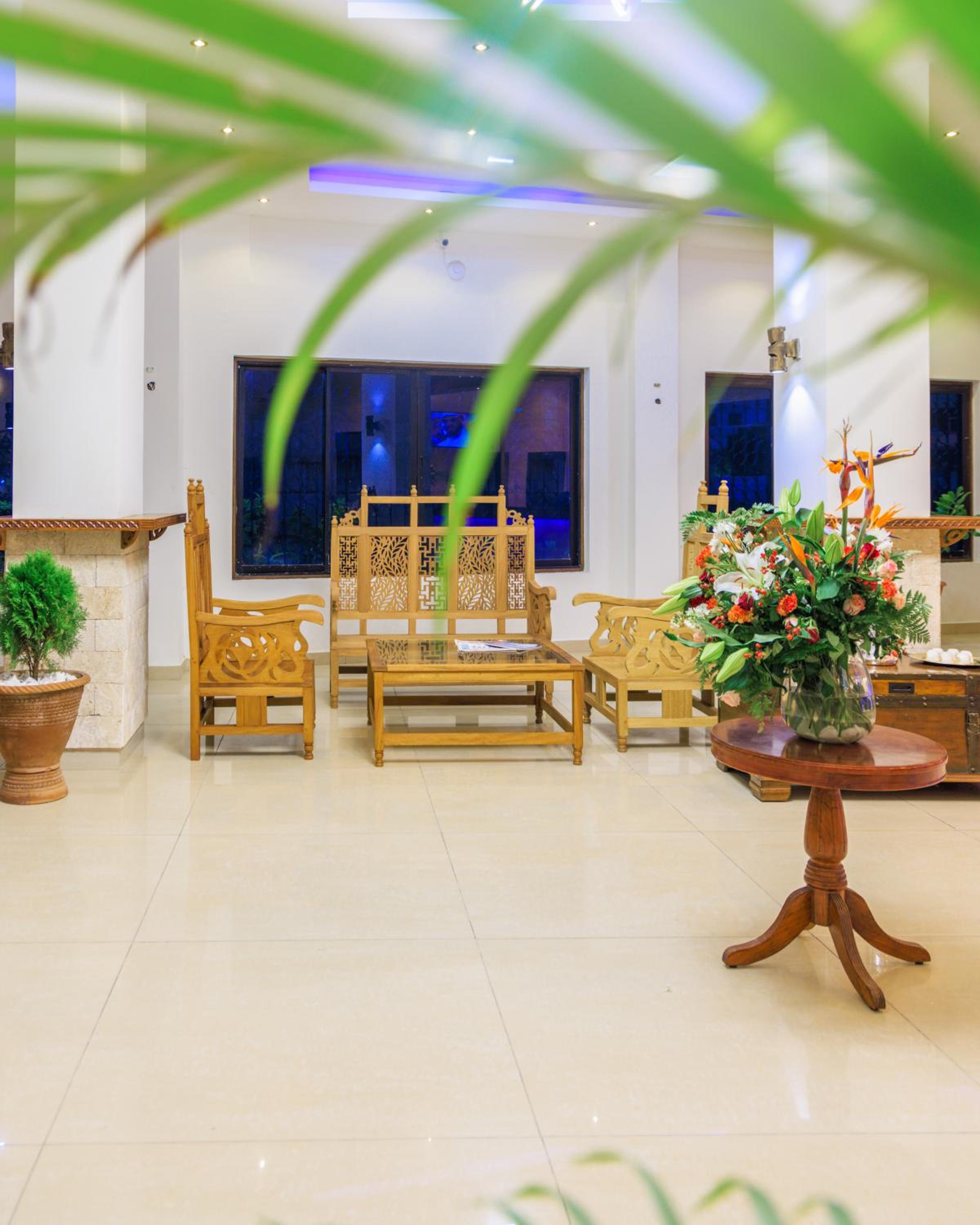 hotel sapphire
