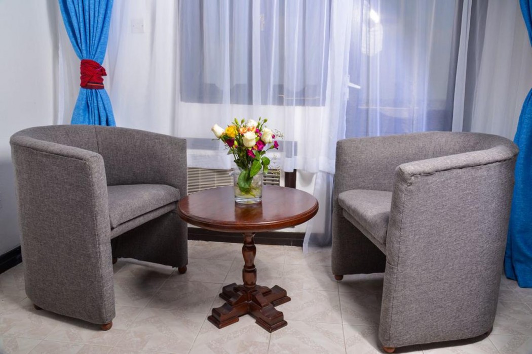 hotel sapphire