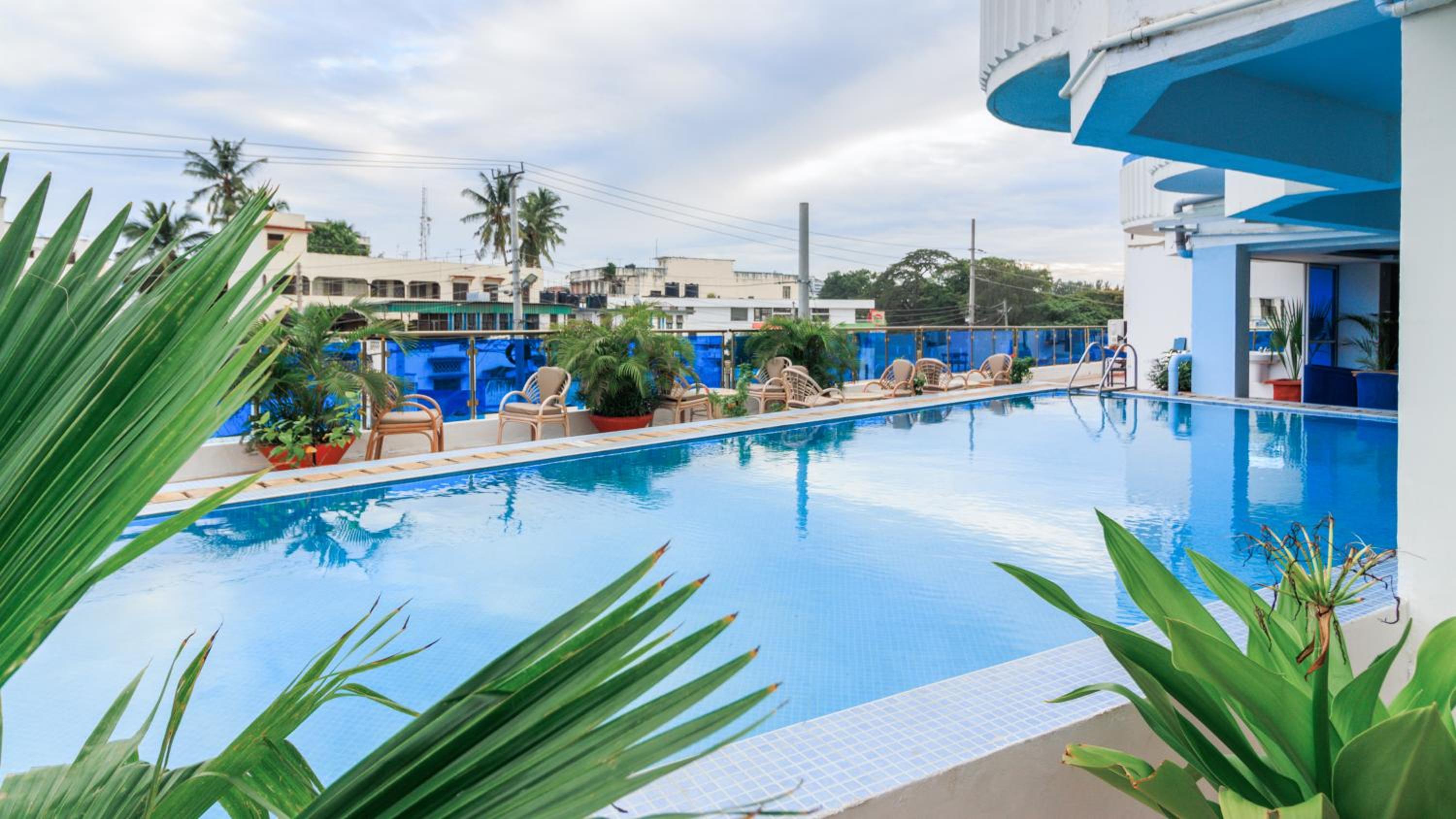 hotel sapphire