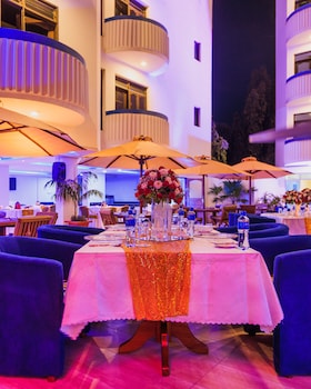 hotel sapphire