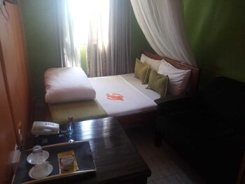 shammah hotel