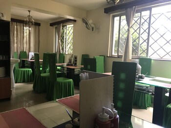 Shammah Hotel,Near The West End Shopping Mall,3 star