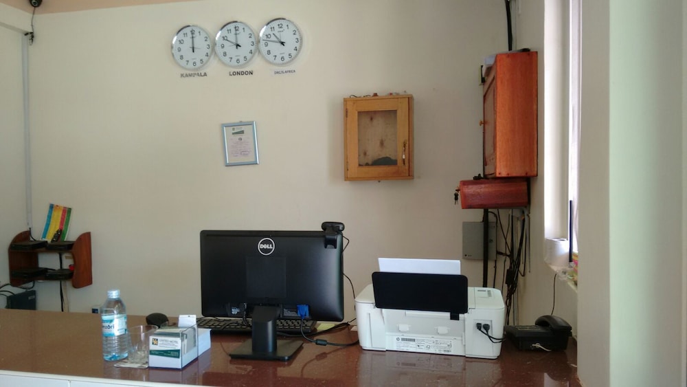 united motel entebbe