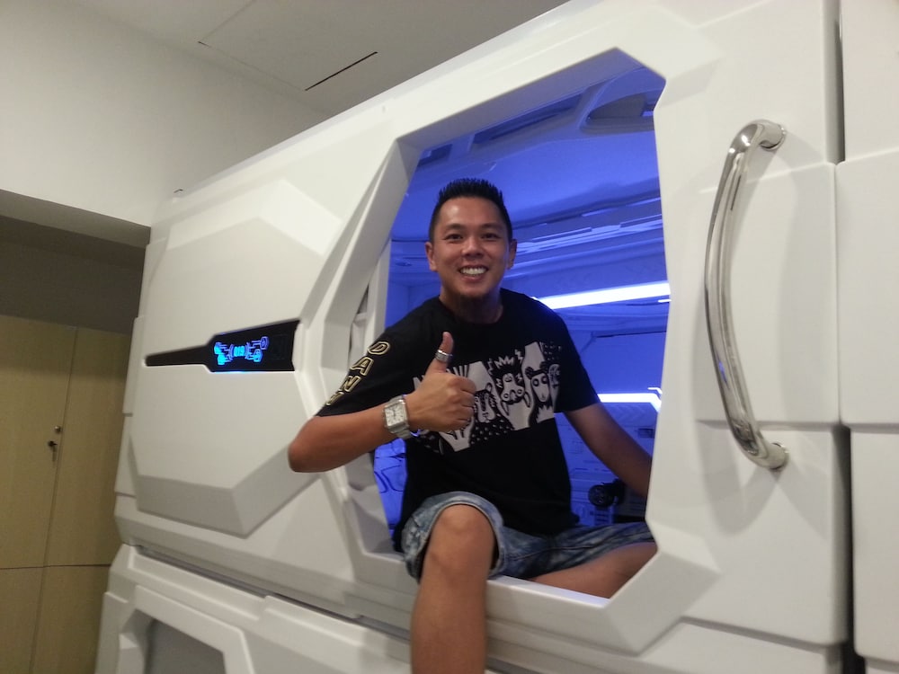 space capsule hotel