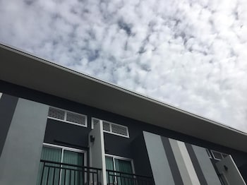 B3 Hotel,Nakhon Si Thammarat>>Lan Saka,2 star