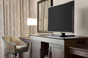 Hampton Inn Stow,Stow>>Akron,3 star