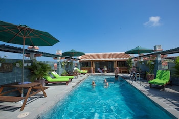 vinh hung library hotel