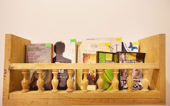 vinh hung library hotel