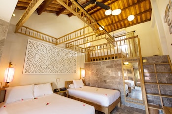 vinh hung library hotel