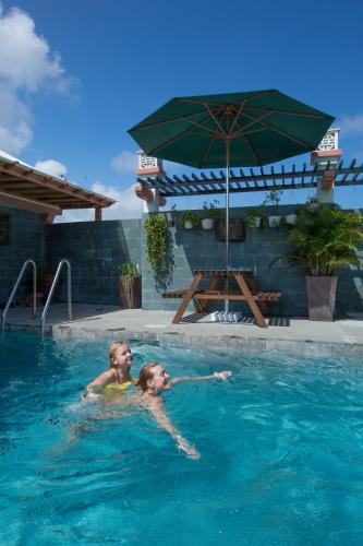 vinh hung library hotel