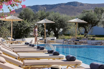 vasia royal hotel
