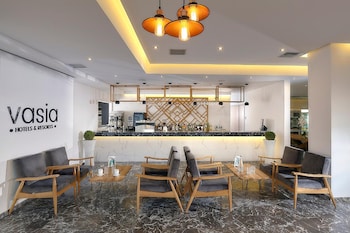 vasia royal hotel