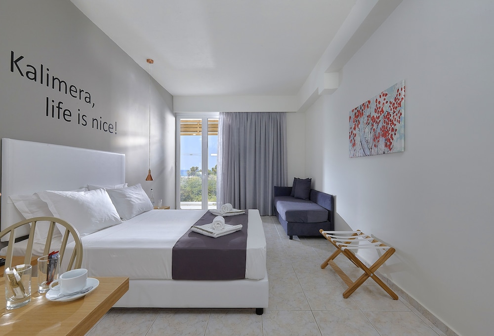 vasia royal hotel