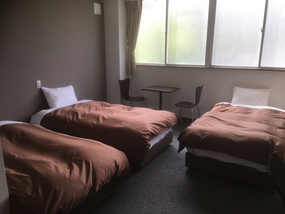 business hotel akayane hostel