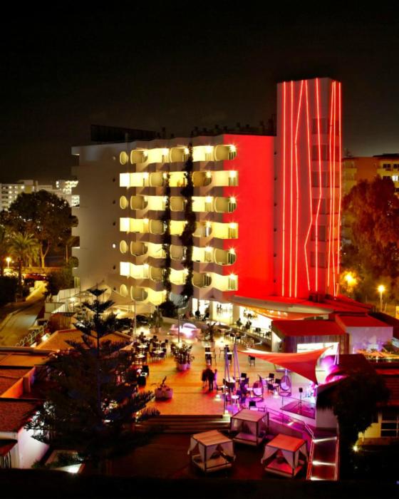 bg hotel pamplona