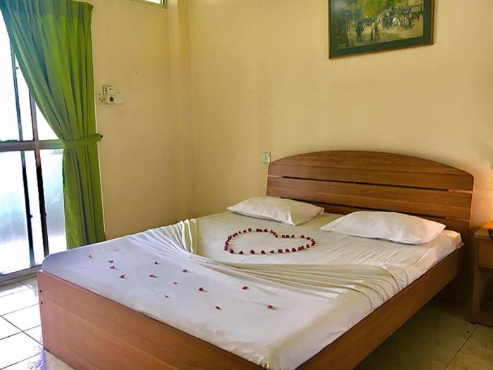 ambalama leisure lounge