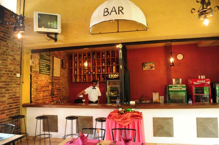 ambalama leisure lounge