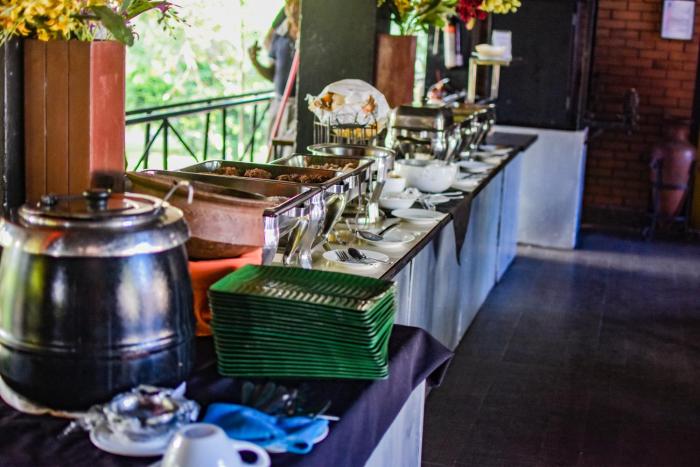 ambalama leisure lounge