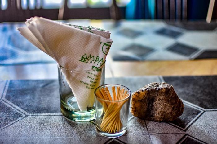 ambalama leisure lounge