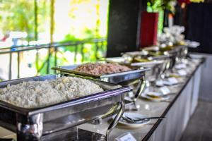 ambalama leisure lounge