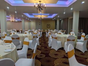 ambalama leisure lounge