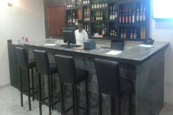 de dreams hotel and suites