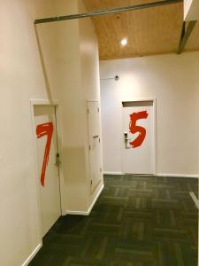 metro adventurer backpackers