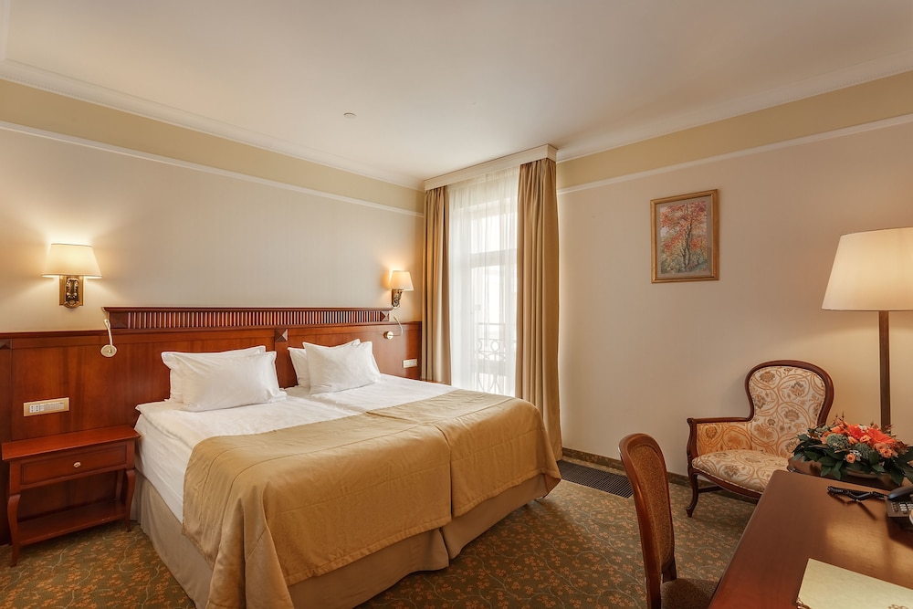 garden ring hotel
