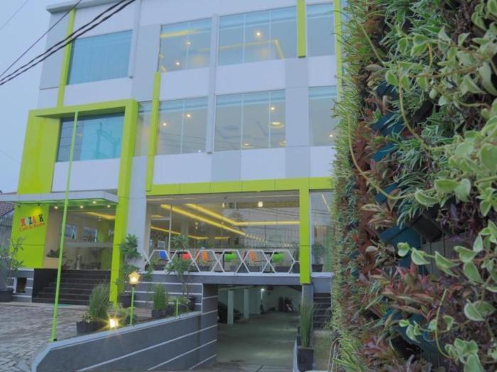 fresh hotel sukabumi