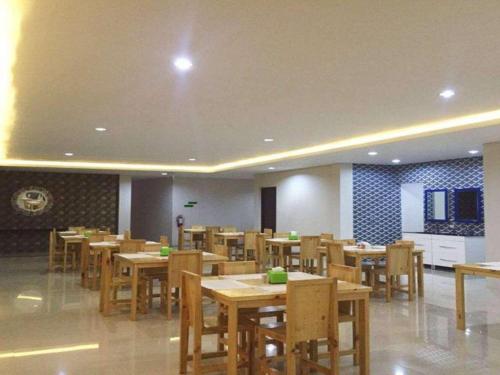 fresh hotel sukabumi