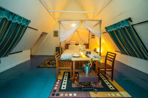 la la land resort by spicy mango