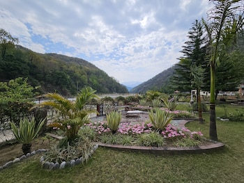 kunkhet valley resort