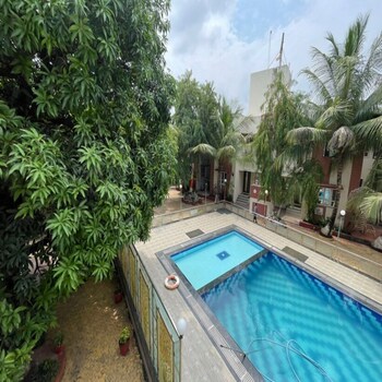 nilkanth resort best resort in anand