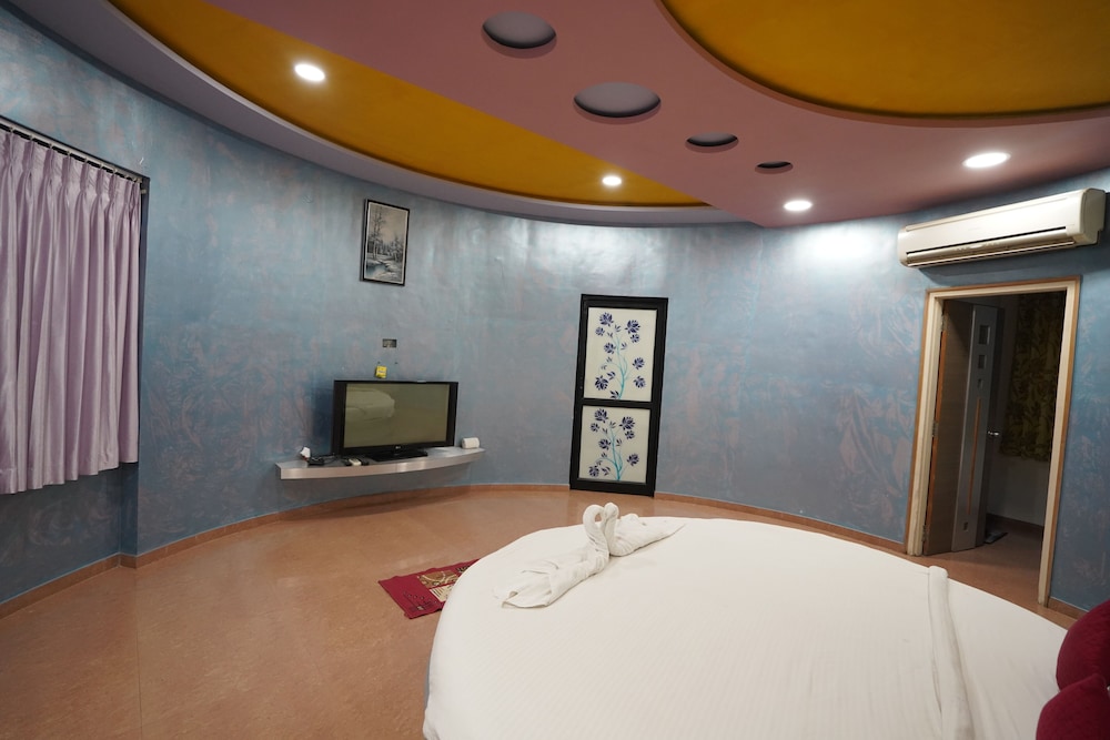 nilkanth resort best resort in anand