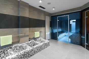amenity hotel and resort spindleruv mlyn