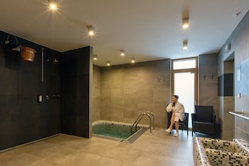 amenity hotel and resort spindleruv mlyn
