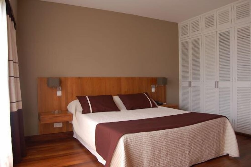 la residence du rova