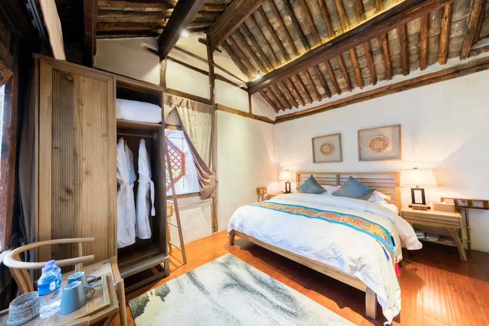 dali old courtyard boutique inn