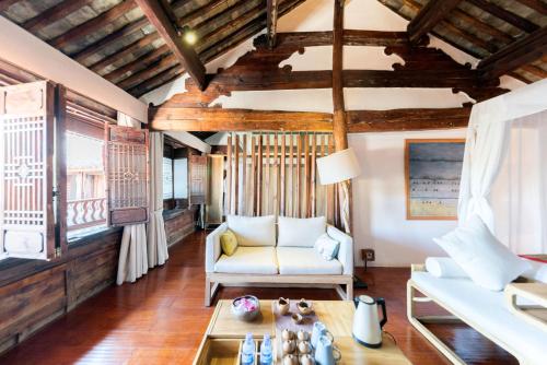 dali old courtyard boutique inn