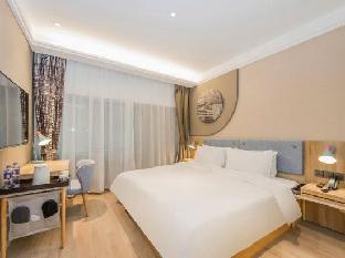 home inn zhuhai gongbei port light rail terminal