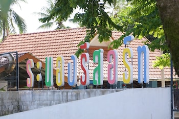 ranong resort and laguna