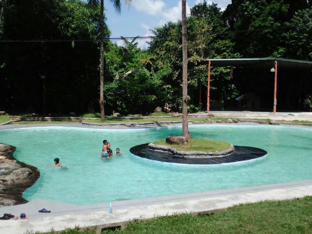 ranong resort and laguna