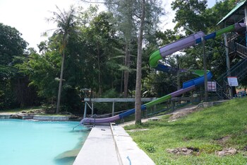 ranong resort and laguna