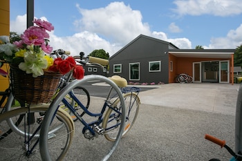 podium lodge