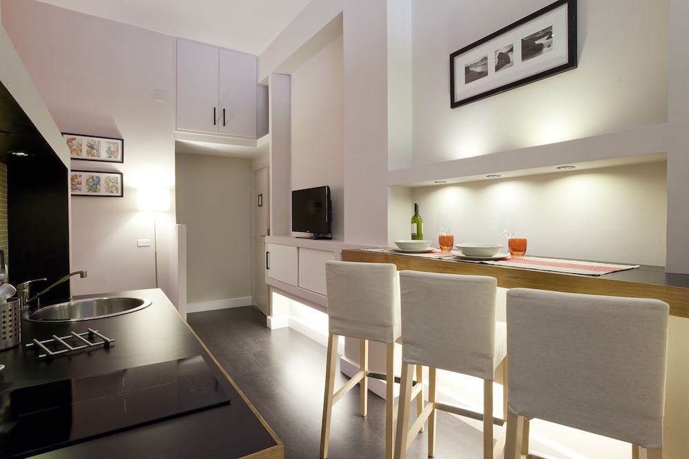 sorrento apartments one