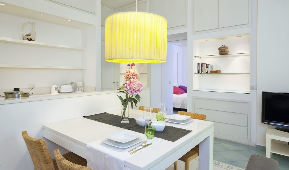 sorrento apartments one