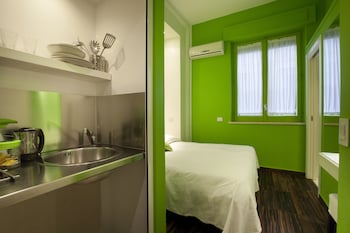 sorrento apartments one