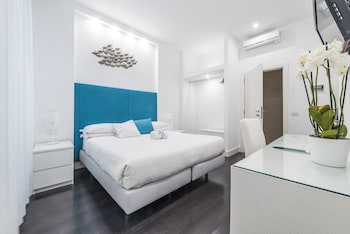 sorrento apartments one