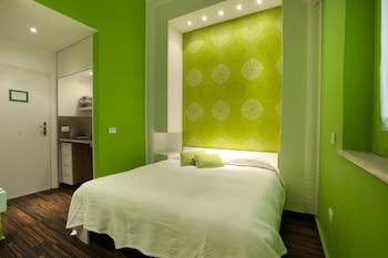 sorrento apartments one