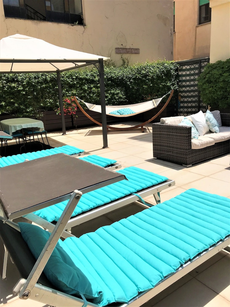 sorrento apartments one